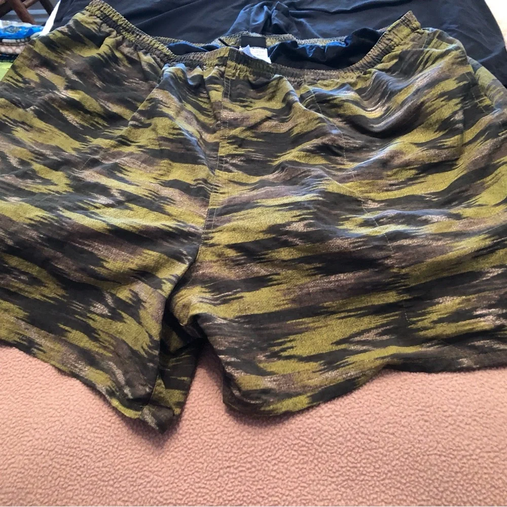 Patagonia XXL  3 total  men’s swim baggies - Picture 4 of 10